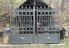 Hřbitovní brána v Sopotnici
